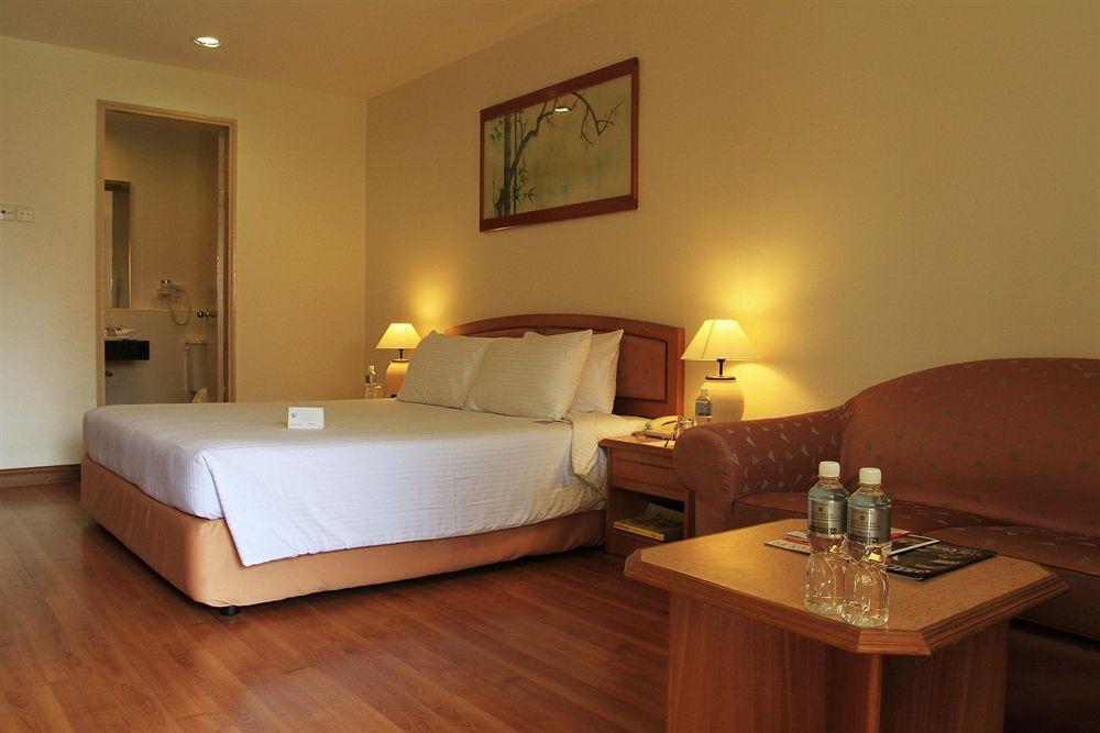 Ibis Styles Sepang Klia Hotel Room photo