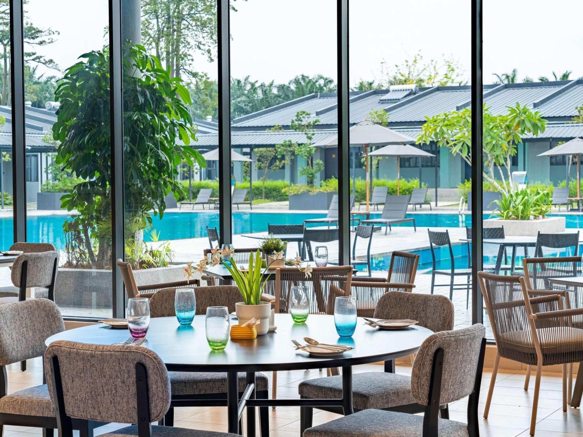 Ibis Styles Sepang Klia Hotel Exterior photo