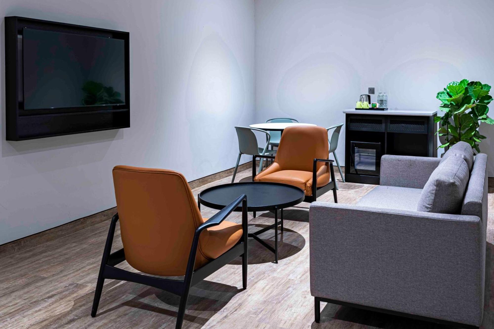 Ibis Styles Sepang Klia Hotel Exterior photo