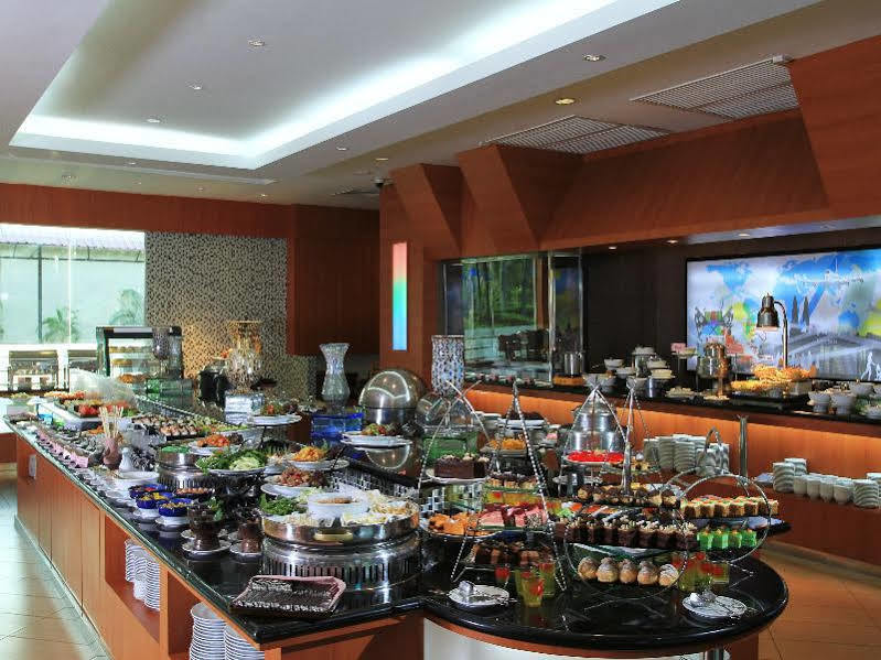 Ibis Styles Sepang Klia Hotel Exterior photo
